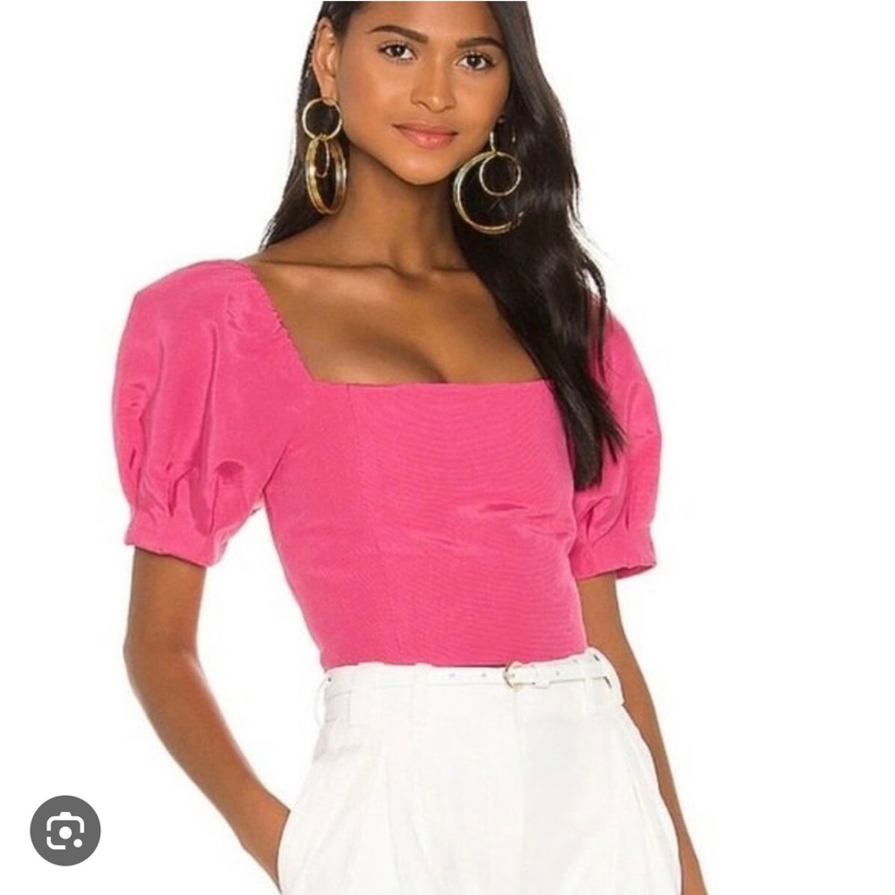 Joslyn Puff Sleeve Cropped Top in Wild Pink
Alice +Olivia.brand new with no tag